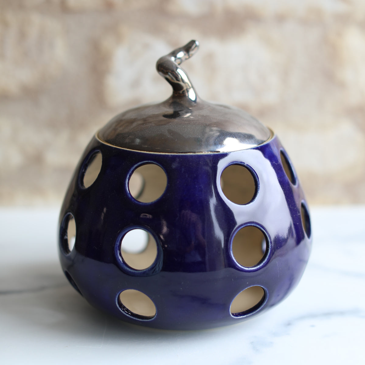 Lantern pots