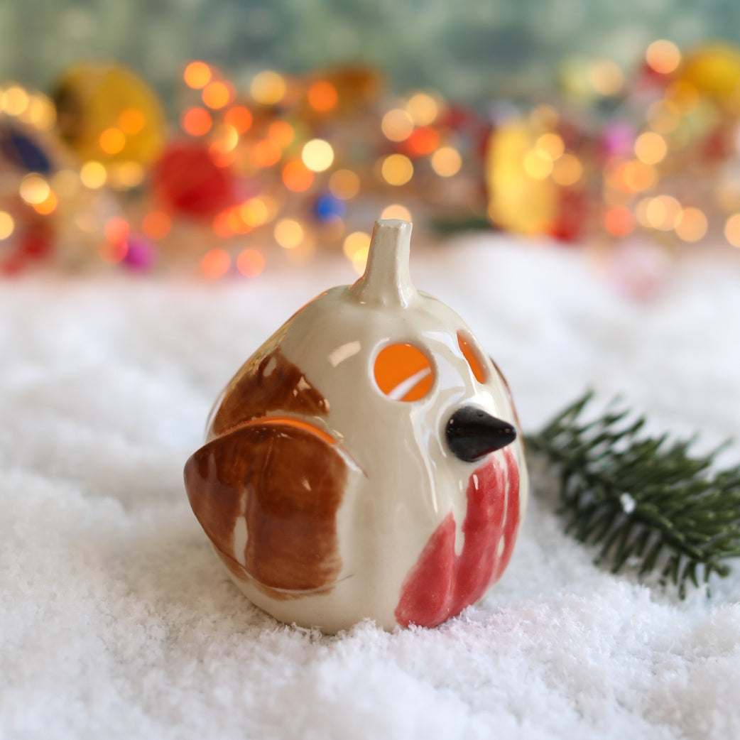 Ceramic robin lantern from Glosters.