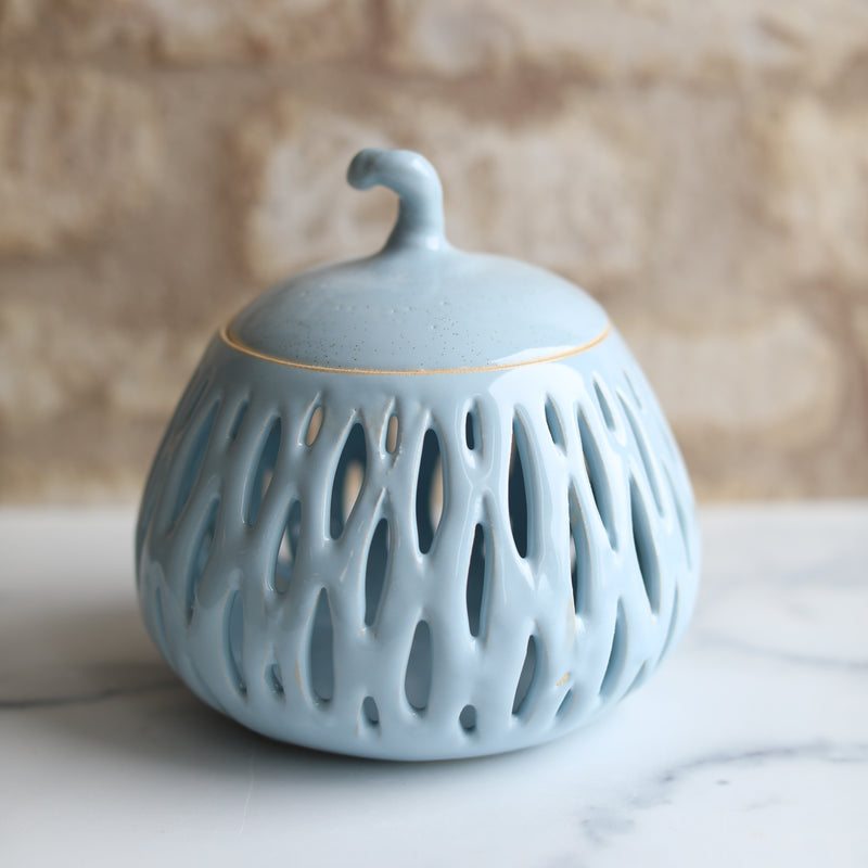 Lantern pots
