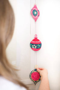 Baubles Garland